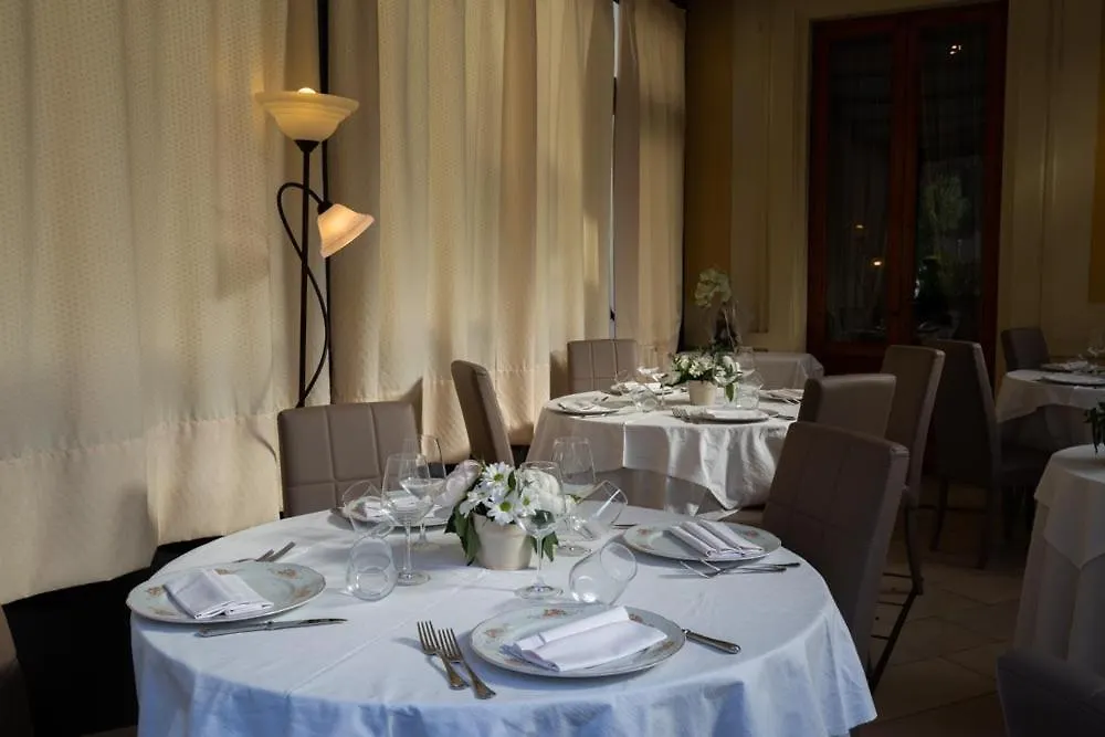 Albergo Alassio 3*, Montecatini Terme Italy