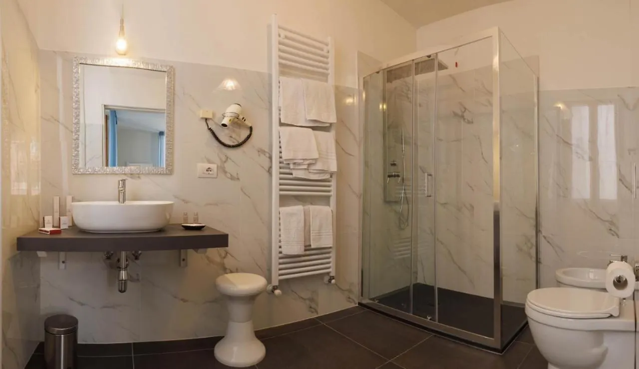 Albergo Alassio 3*, Montecatini Terme
